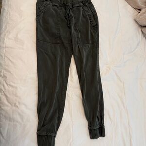 Dark Green Bella Dahl Pocket Jogger Pants - Size XS